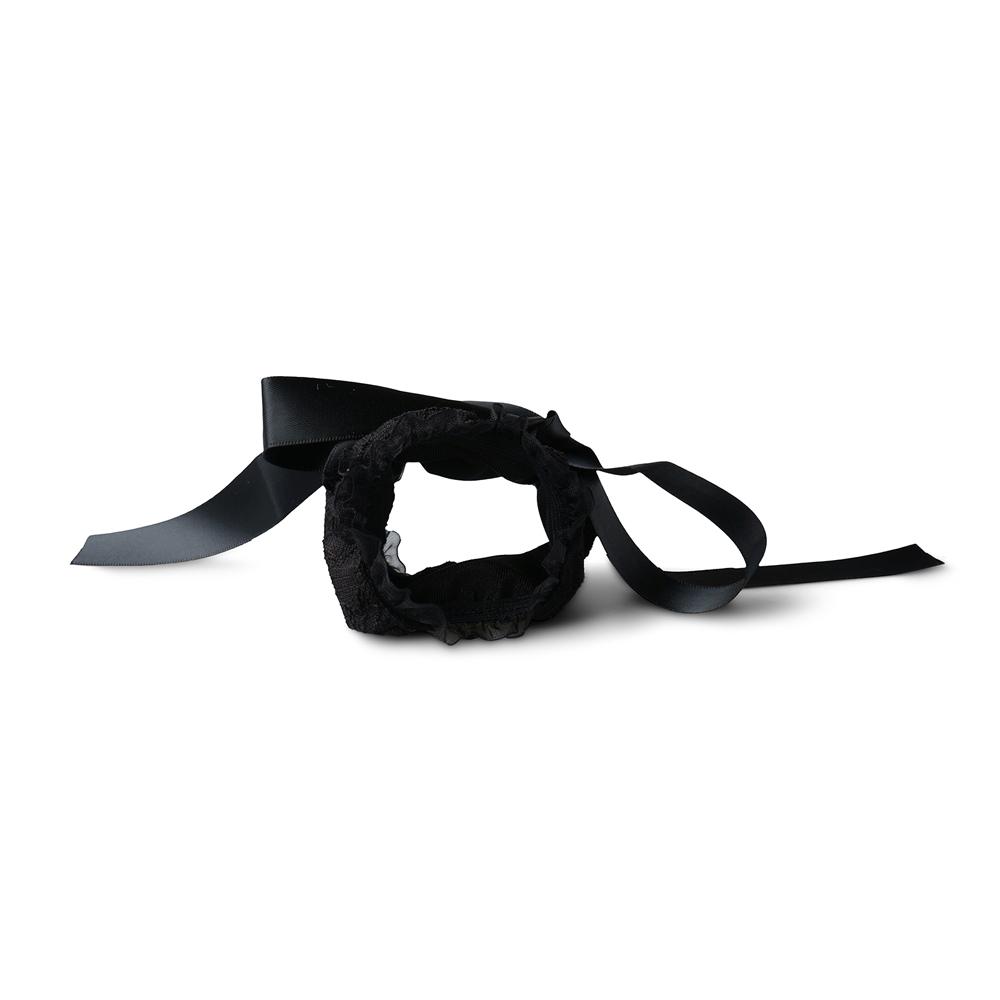 Black Lace Mask and Wrist Restraint Set